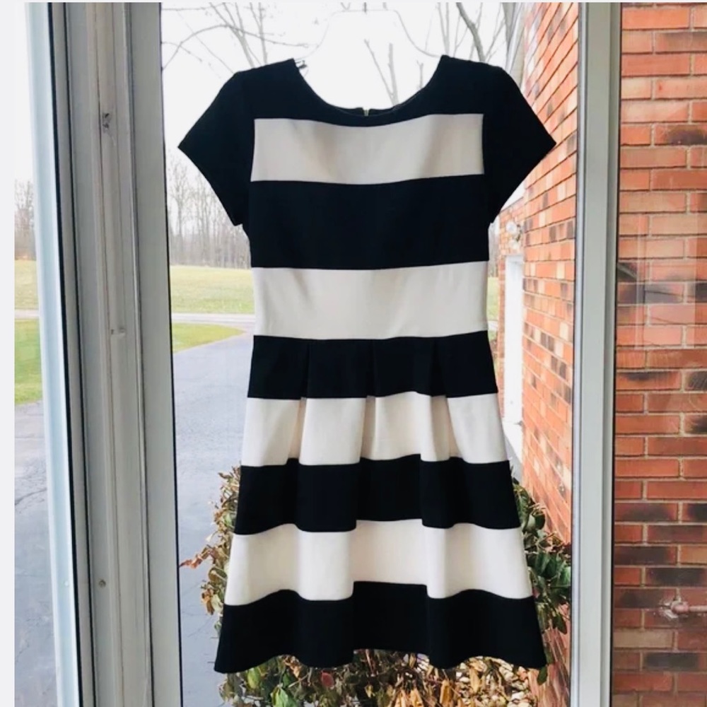 B Darlin Black& White Dress